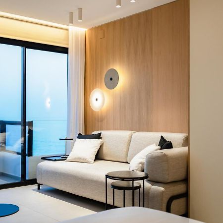 Aloha Apartamentos - Primera Linea De Playa - Vista Al Mar Benalmádena Eksteriør billede