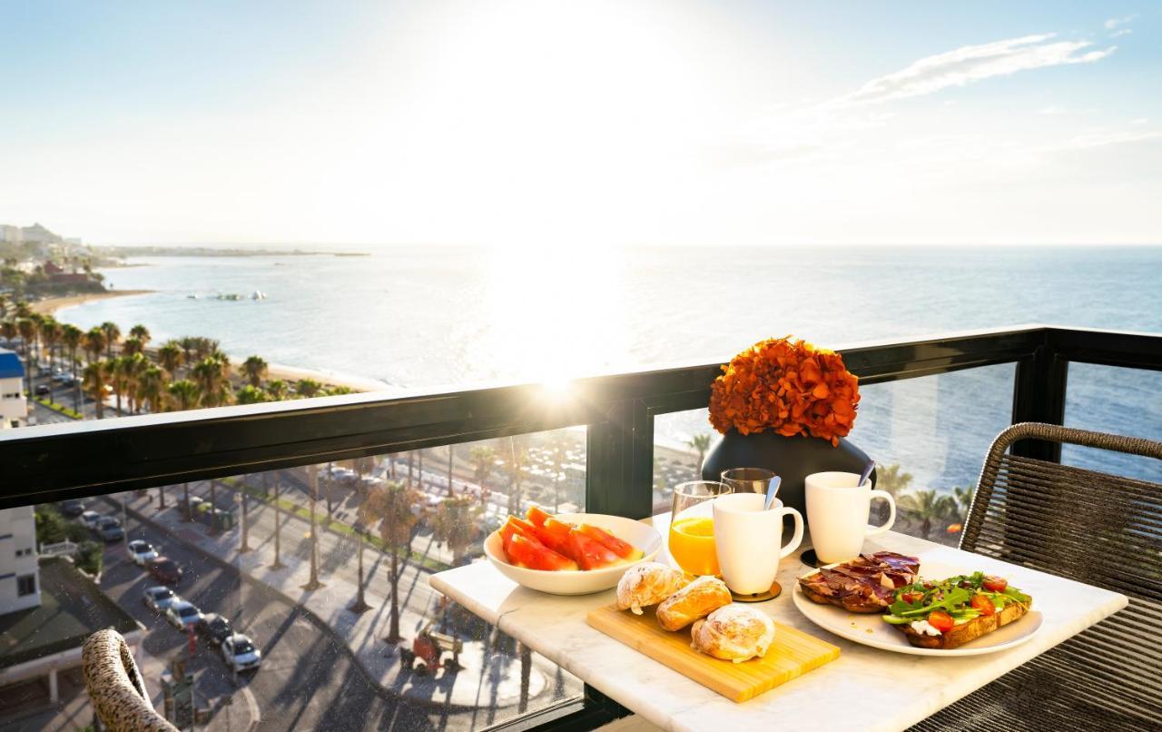 Aloha Apartamentos - Primera Linea De Playa - Vista Al Mar Benalmádena Eksteriør billede